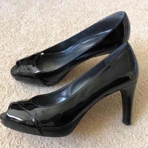 Stuart Weitzman Patent Pumps